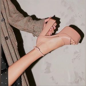 Schutz Platform Heels Elsie Lenne In Pink